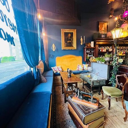 Mollys Boutique Hotel Илкли Екстериор снимка