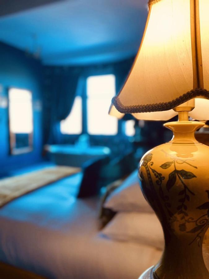 Mollys Boutique Hotel Илкли Екстериор снимка