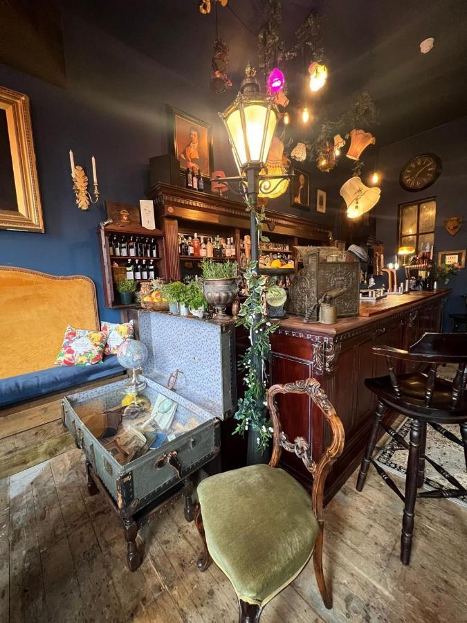 Mollys Boutique Hotel Илкли Екстериор снимка